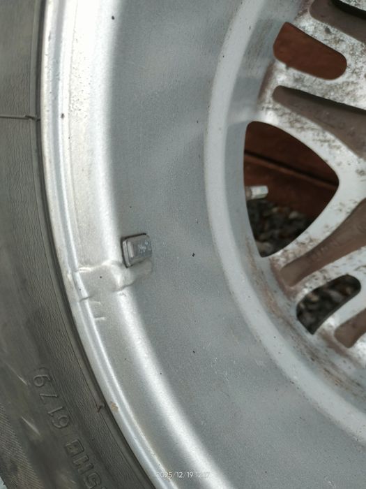 Продам комплект колес r16 на Мерседес. Лето