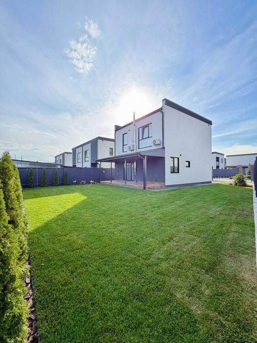 Продаж будинку Осокорки 130 м² з ремонтом, меблями та автономністю