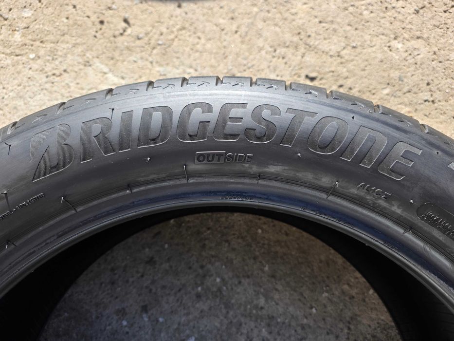 Opony letnie klasy premium BRIDGESTONE 235/50/19 2022 r.