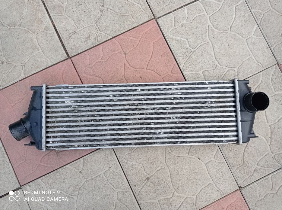 Радиатор интеркулера Рено трафик,Renault Trafik.Опель вивара,Opel Viva