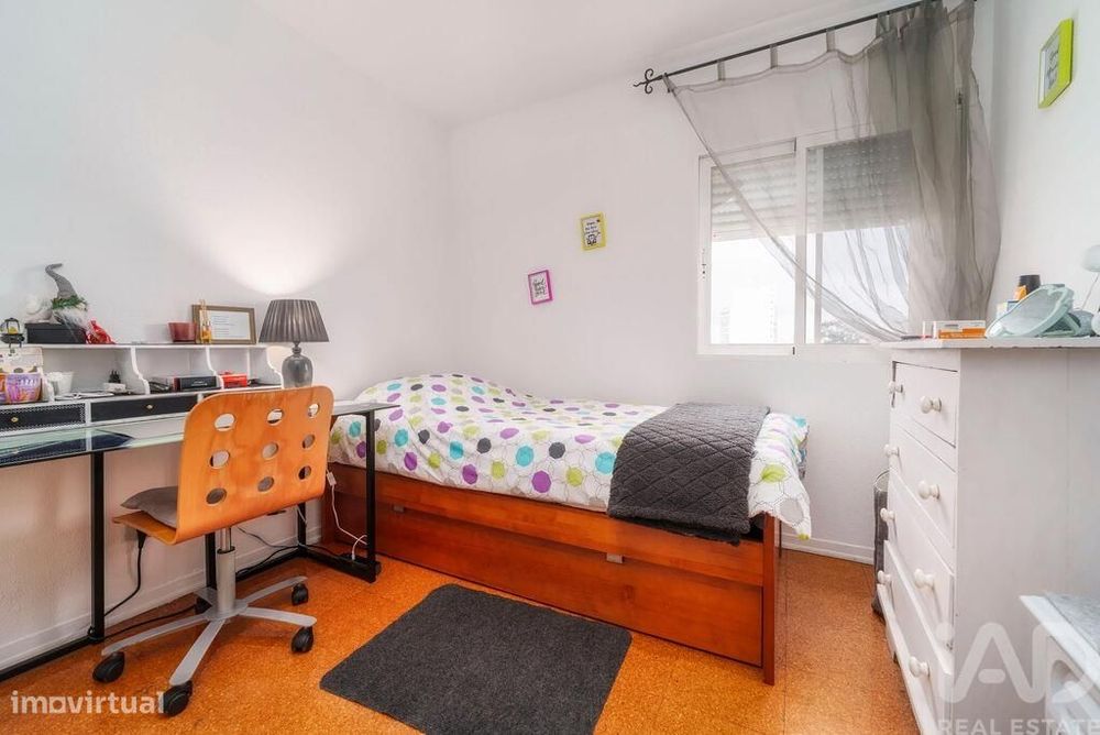 Apartamento T3 em Faro de 81 m2