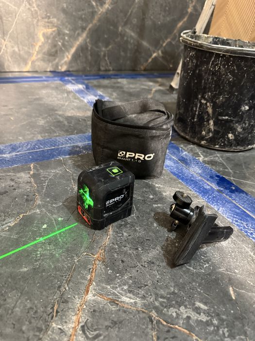 Laser krzyzowy PRO SMART 1.1G