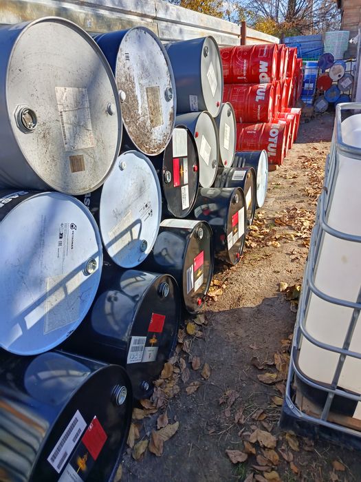 Бочки металеві 200л