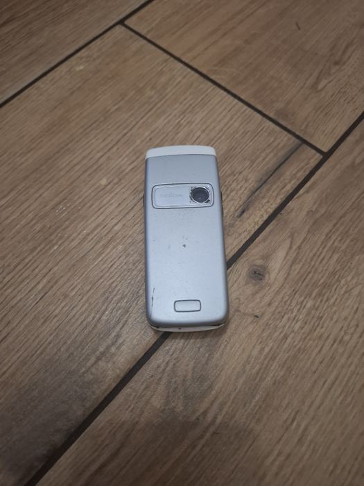 Telefon NOKIA 6020