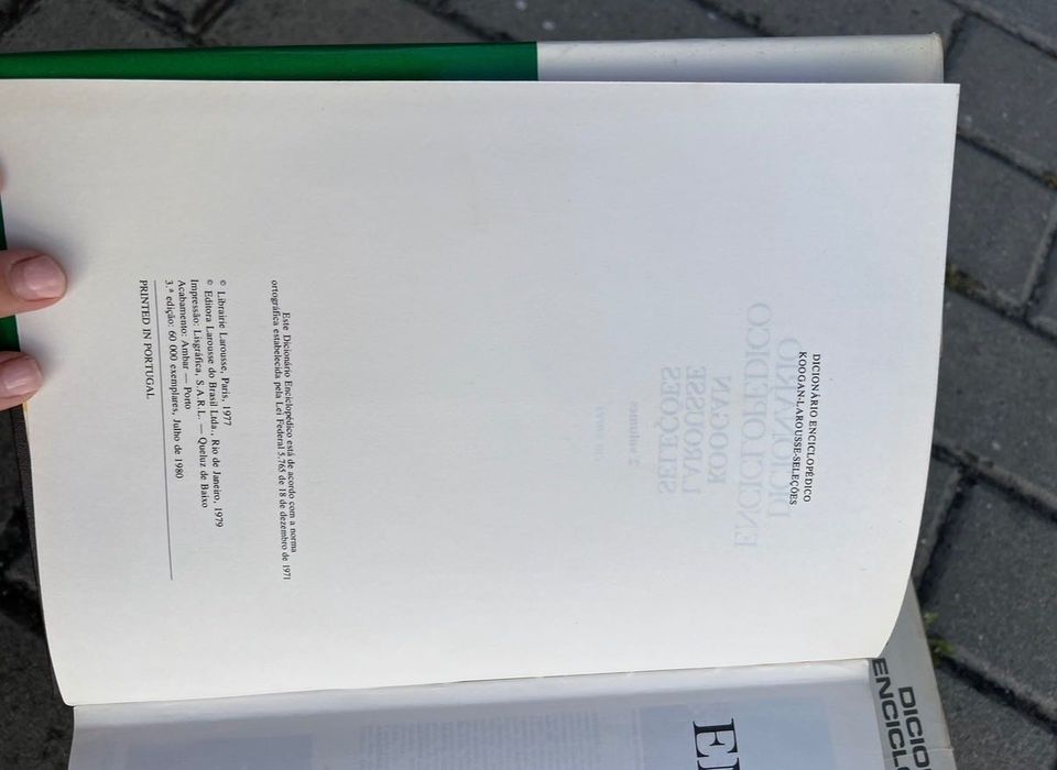 Dicionário Enciclopédico Koogan Larousse Seleções3 Volume3ª Edição1980