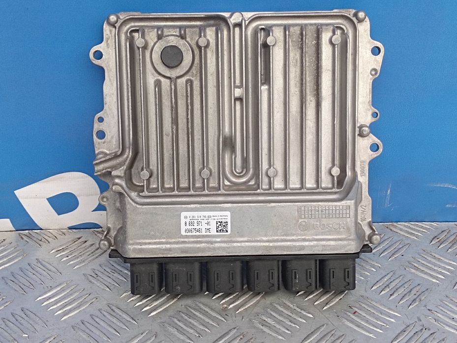 Блок керування двигуном BMW 3 F30 Мозги БМВ 3 Ф30 Розборка БМВ ф30