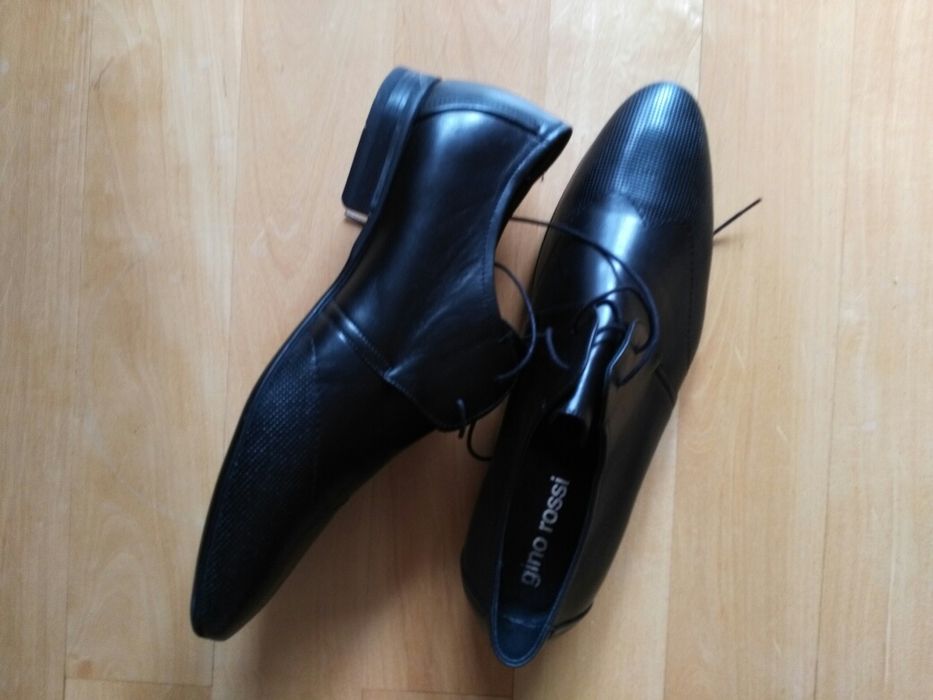 Buty GINO ROSSI r.44, czarne, męskie,nowe.