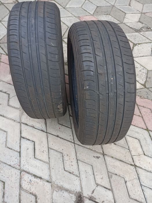Шини літні 215/55/17