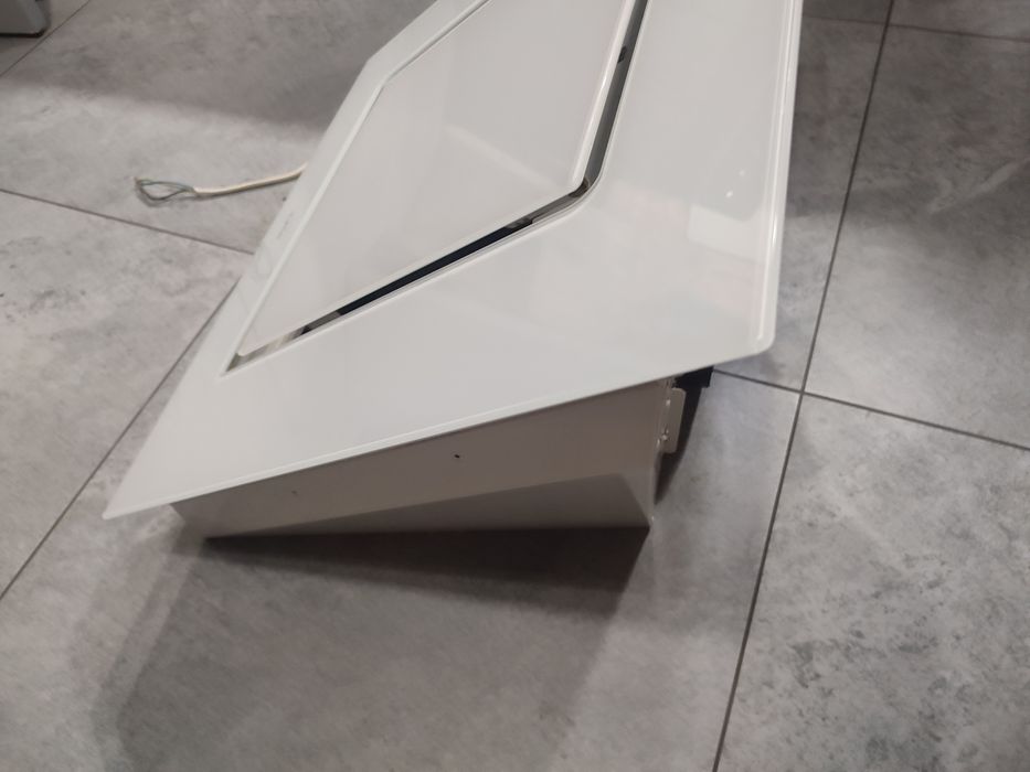 Витяжка Vento Lux Trevi 60 BK (1000) м³/год TRC до 35 м²