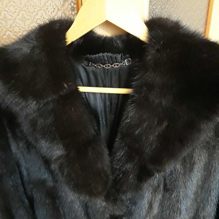 Шуба натуральна довга