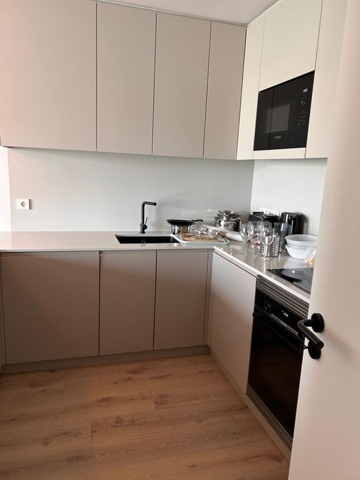 Apartamento novo, T1 a estrear, totalmente mobilado no NOOBA