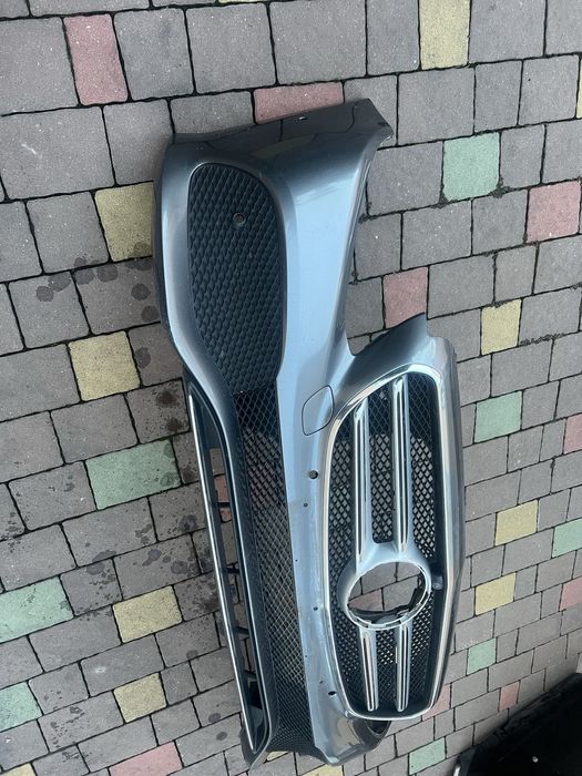 Бампер передній з решіткою Mercedes w213