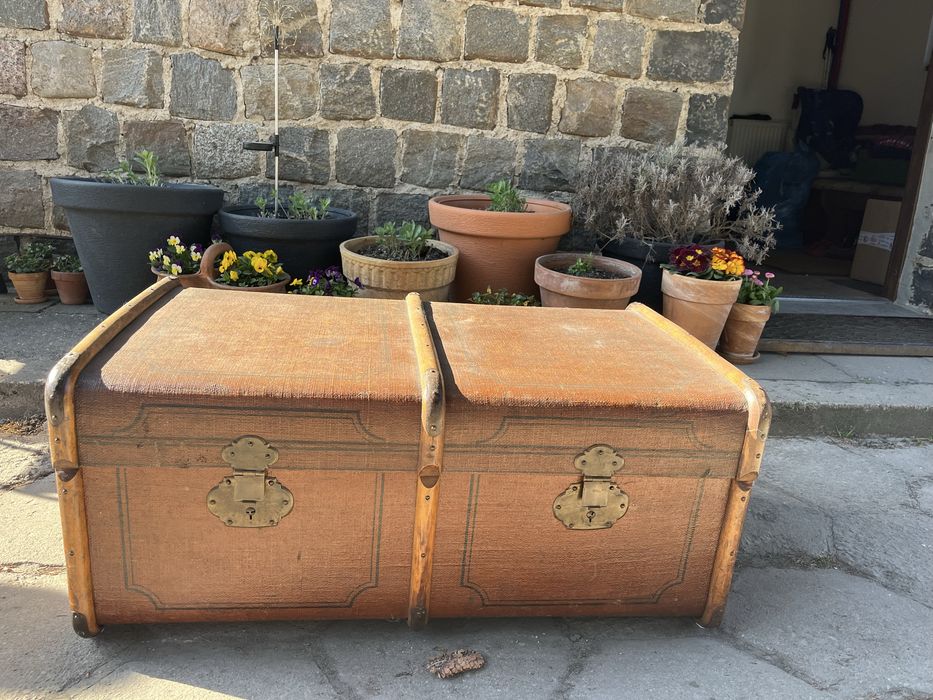 Skrzynia kufer starocie vintage