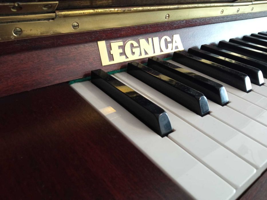 Pianino  Legnica