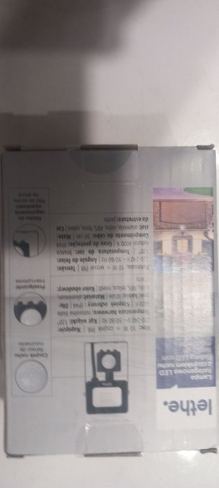 Lampa halogenowa led Lethe z czujnikiem ruchu