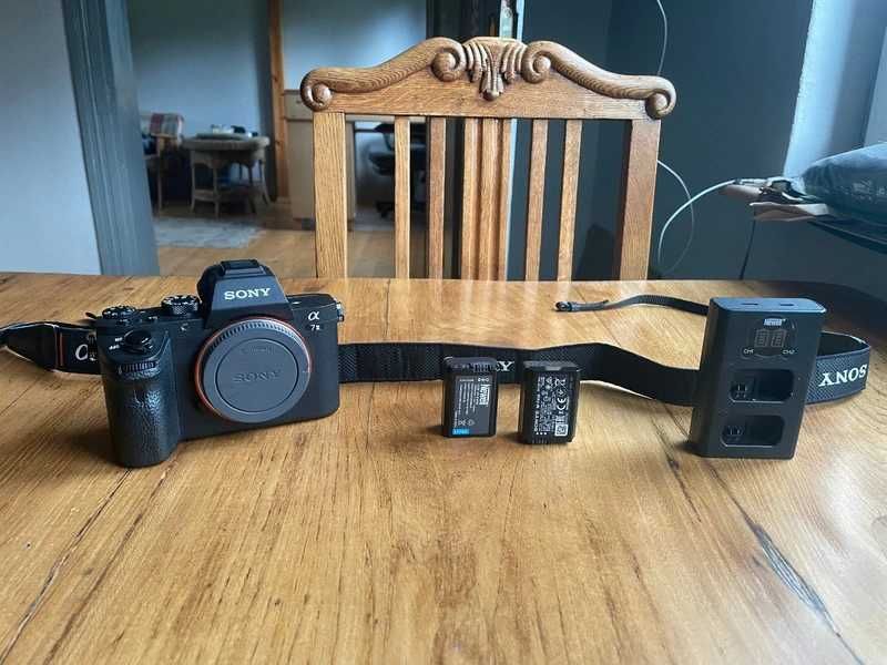 Sony Alpha 7 II (A7II). Świetny stan. Bardzo niski przebieg!