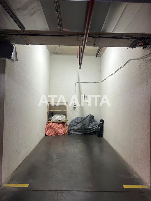 Продам паркоместо - бокс в 49 Жемчужине