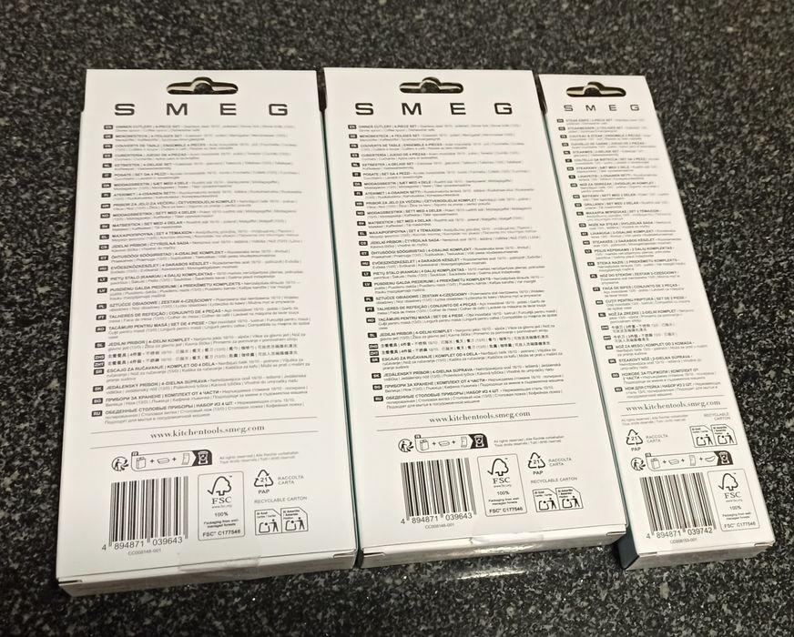 Smeg - 2 Conjuntos talheres + 1 Conjunto 2 facas -Novo- 24hs