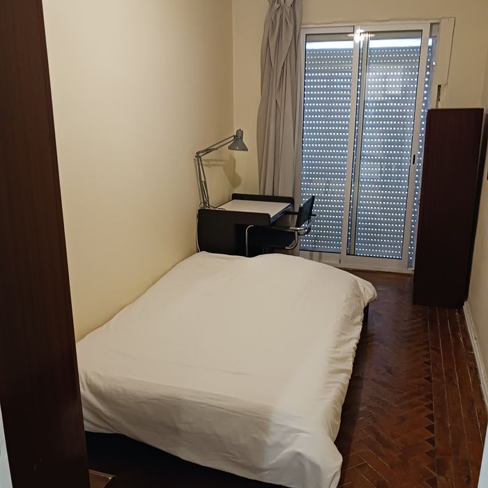 T2 com 3 quartos bem localizado