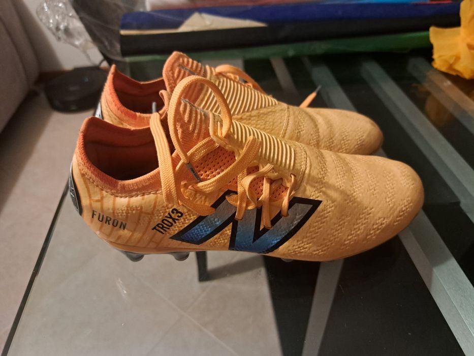 New Balance Furon Pro AG