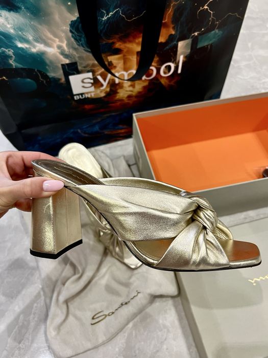 Босоножки Santoni!