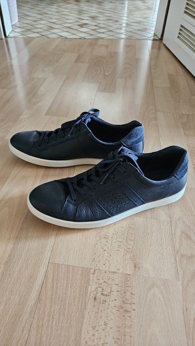 Ecco кросівки 43 розмір