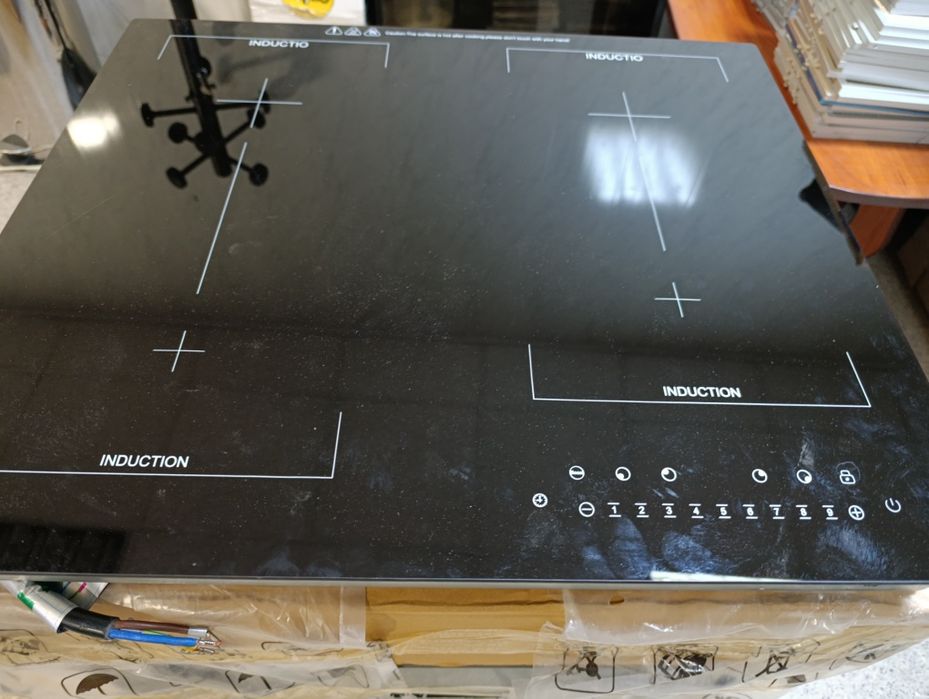 Варочная индукционная плита на запчасти
