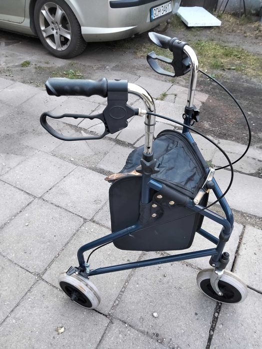 Wózek rechabilitacyjny balkonik