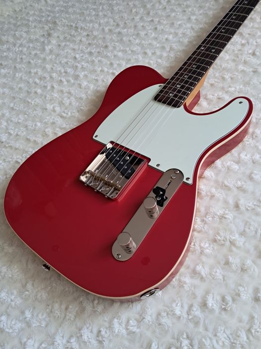 fender deluxe stratocaster - Купить электрогитары - Цена на OLX.ua