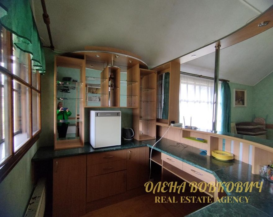 Оренда затишної садиби в Яремче з видом на річку Прут