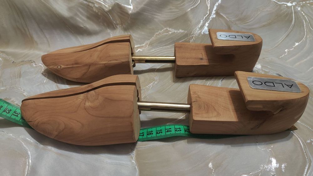 Обувные колодки Aldo из кедрового дерева,