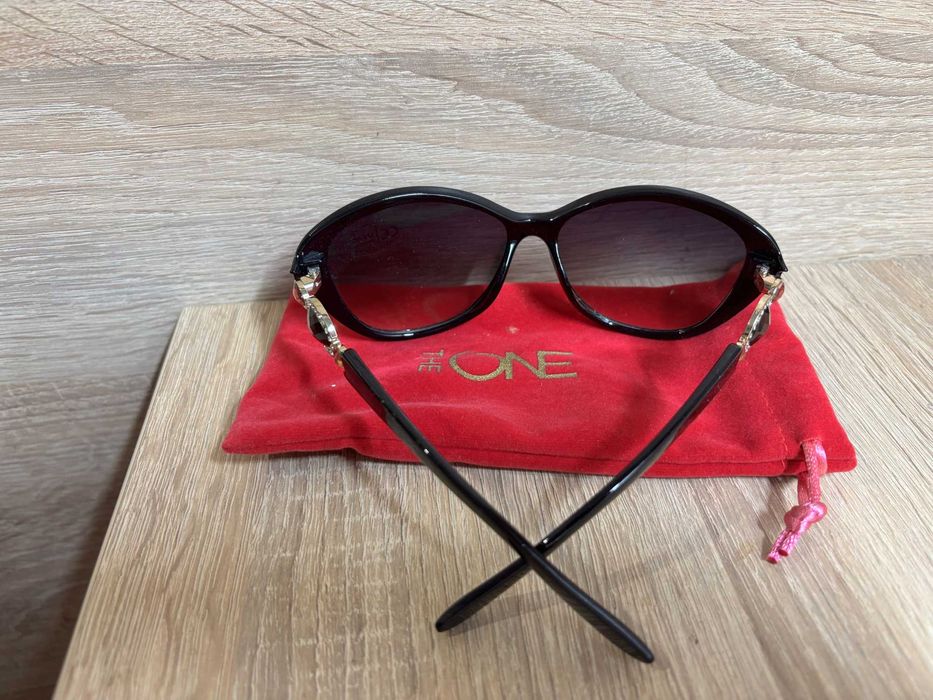 Сонцезахисні окуляри Oriflame