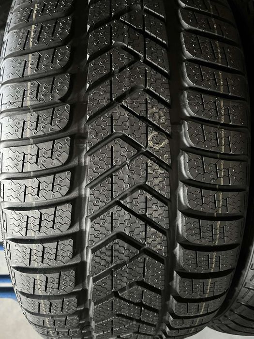 245/40/18 R18 Pirelli Sottozero 3 AI 2шт нові зима