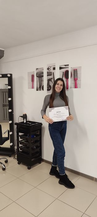 Курси Онлайн  Кератин Ботокс Реконструкція волосся