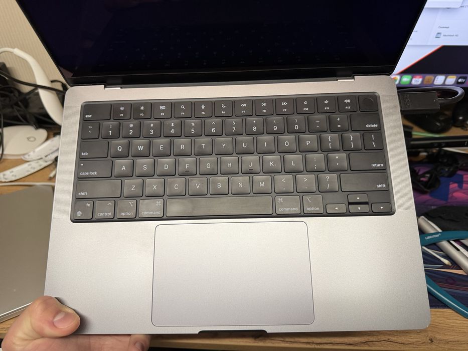 Macbook Pro 14 m1 pro 16/512 mac mini