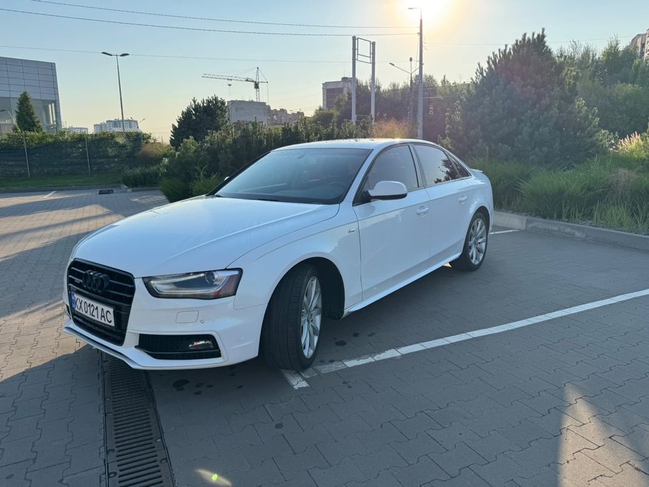 Audi A4 B8  S-Line – збережений стан, максимальна комплектація!