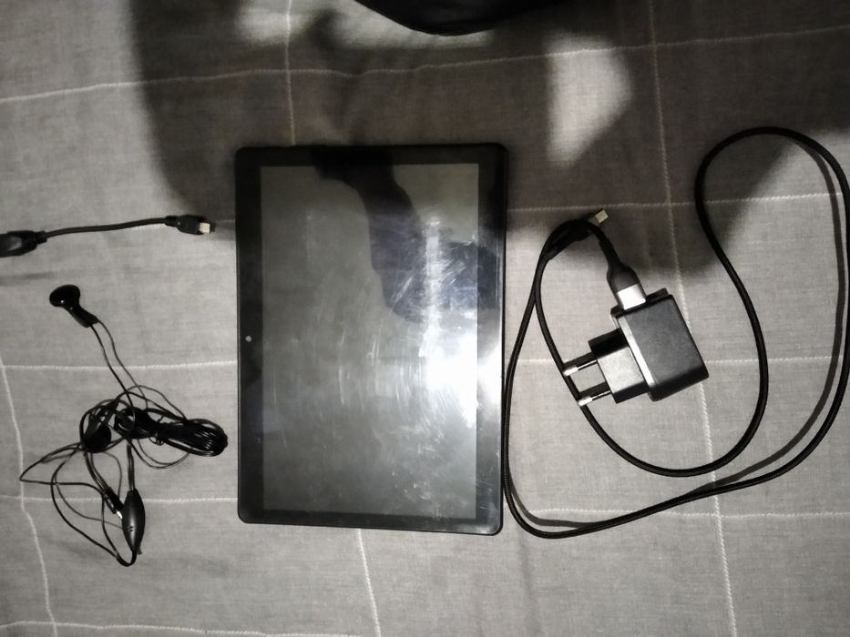 Планшет Samsung Z40