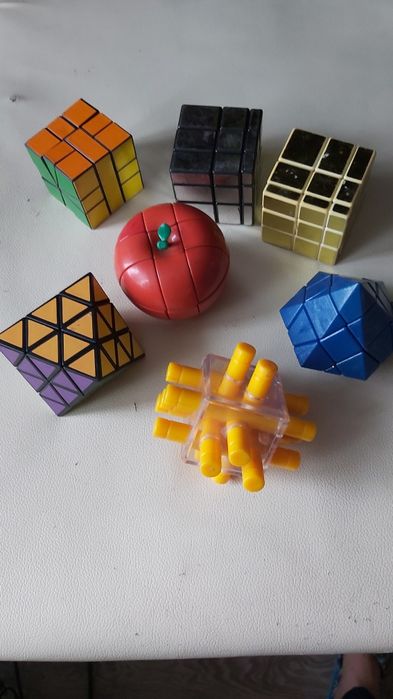 Головоломки, кубик рубик