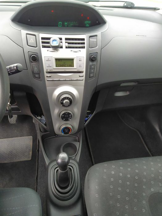 toyota yaris II, 1.4 D4D, Van,