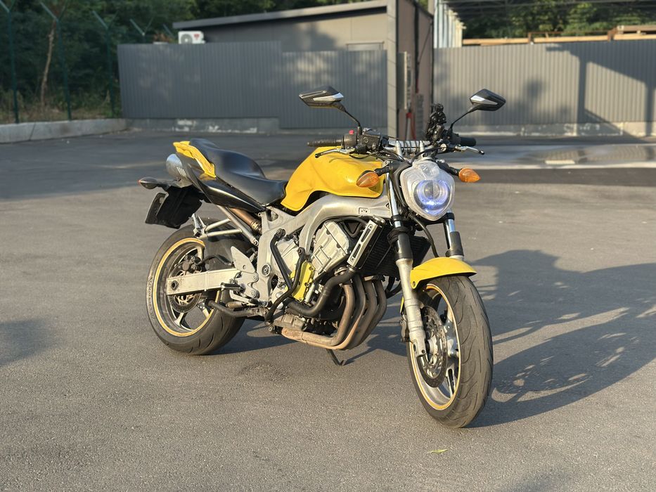 Yamaha FZ6 на доках