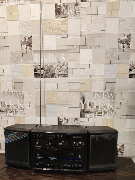 Магнитофон Philips