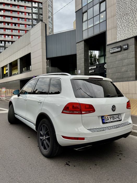Продам автомобіль Volksvagen Touareg