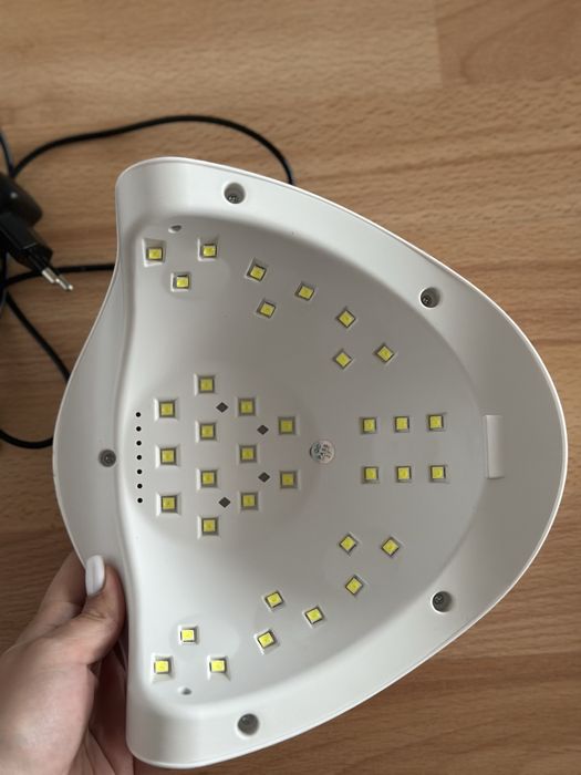 лампа для манікюру