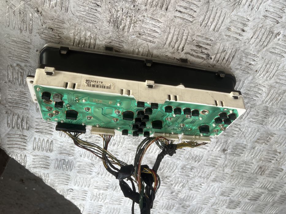 Приборная панель акпп Паджеро спорт 06 год mitsubishi pajero sport