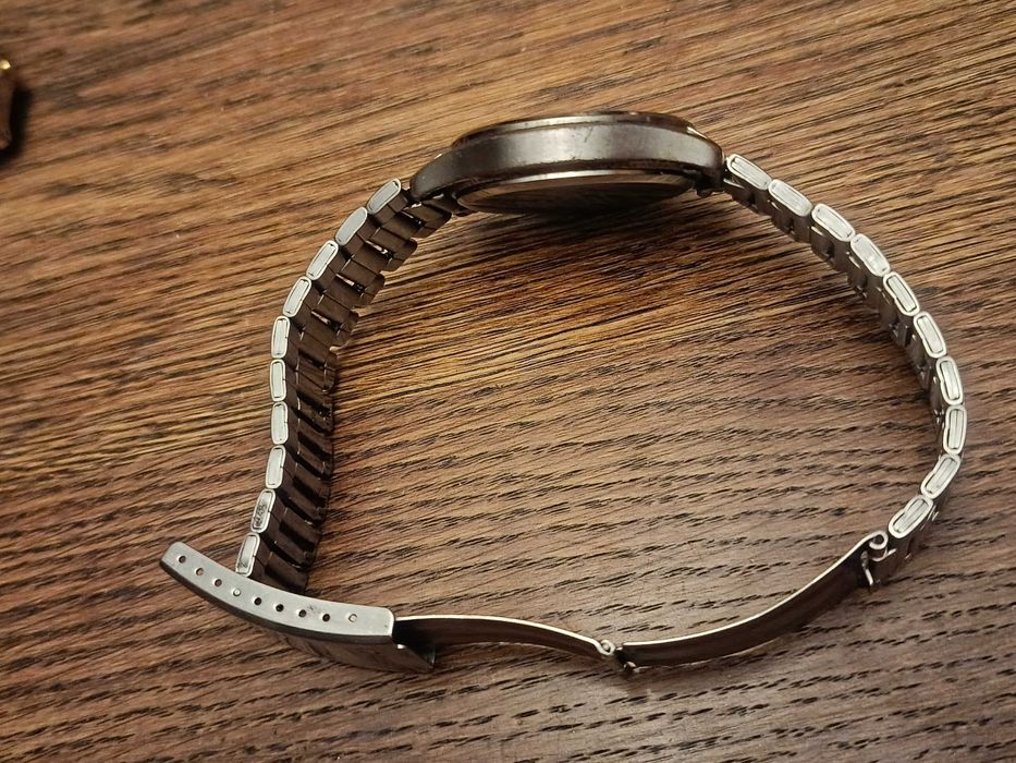 Sprzedam męski zegarek Casio MTP-1183