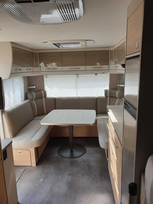 Przyczepa kempingowa Dethleffs Nomad 730 FKR Wynajem campingowa