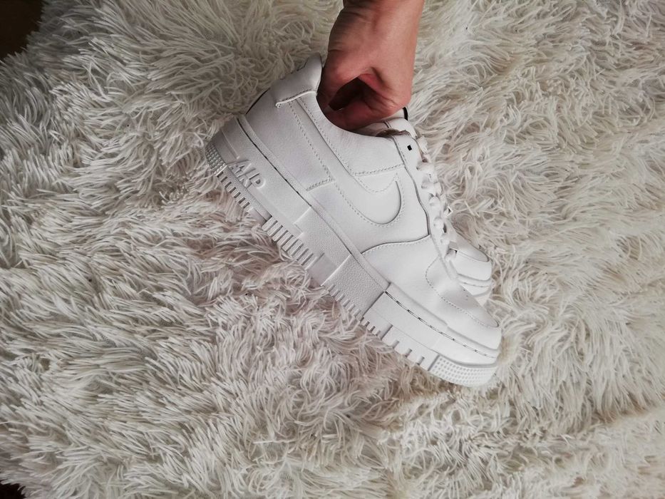 buty Nike Air Force 1 Pixel 38,5 white CK6649  100