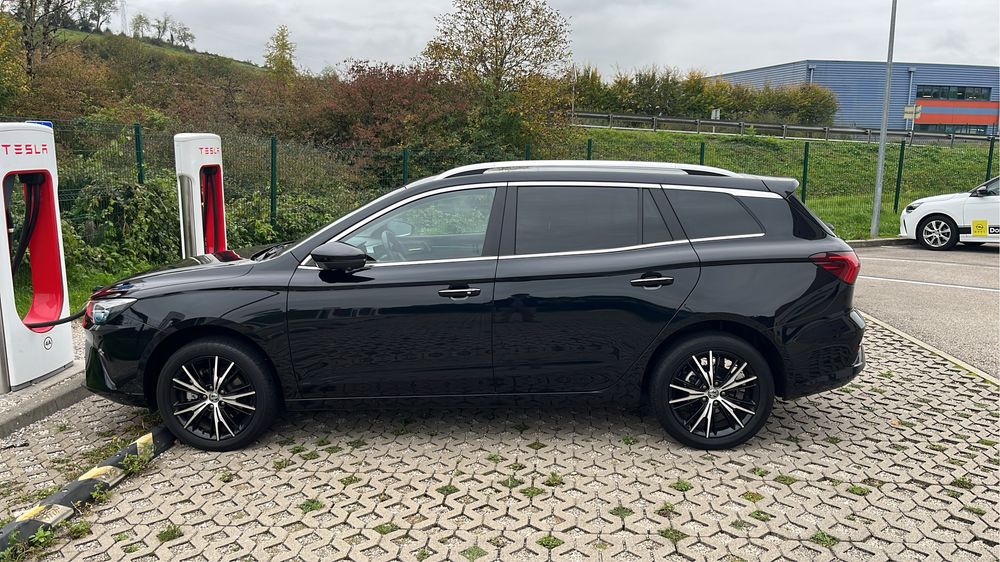 MG 5 EV 61kWh Long Range Luxury (2023) | Autonomia 400km