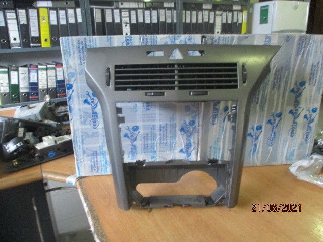 Moldura da consola central / rádio / aro OPEL Astra G Caravan Van (F70