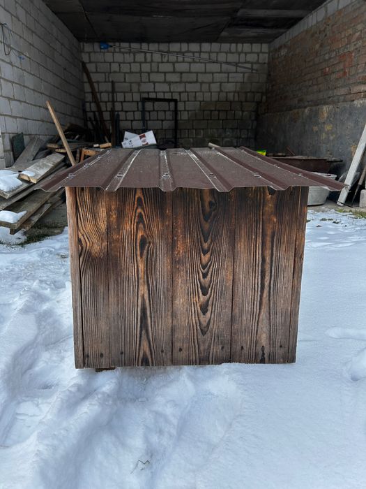 Будка для собаки деревʼяна
